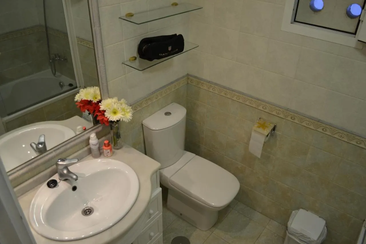 Céntrico y amplio apartamento 100% equipado Jerez de la Frontera Spagna